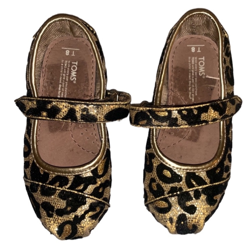 Tom’s toddler Mary Jane shoes